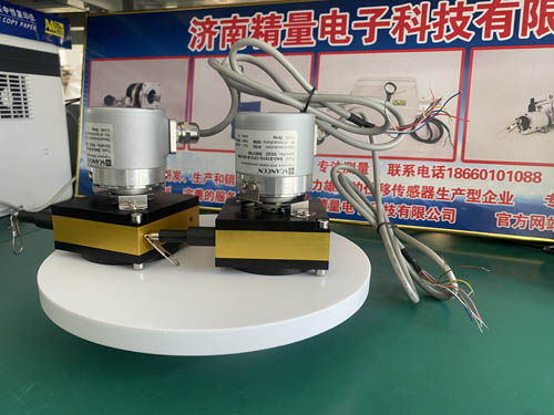 ����λ�Ƃ�����ͨ�^�{���Ȳ��·�M���a��Ư�ƬF��